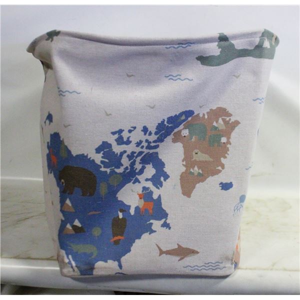 NEW HOMESENSE LAUNDRY HAMPER WITH RETAIL TAG
