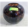 Image 1 : HANDBLOWN ART GLASS VASE AMBER DARK