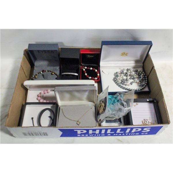 LOT OF ESTATE JEWELRY