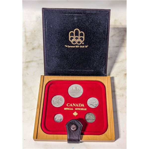 1983 6 COIN SET LEATHER & WOOD BOX CANADA