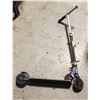 Image 1 : BOYS SMALL WHEEL FOLDING KICK SCOOTER
