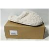 Image 1 : SNUG LEAVES WOMENS SCUFF SLIPPERS FURRY