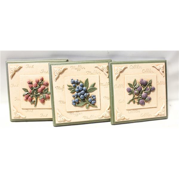 WALL ART BERRIES 3 PIECES