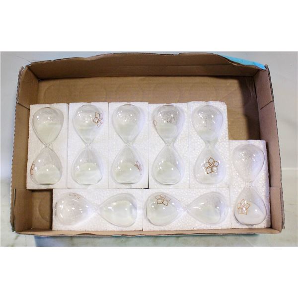 8 PCS CLEAR HOURGLASS PETAL FLOWER