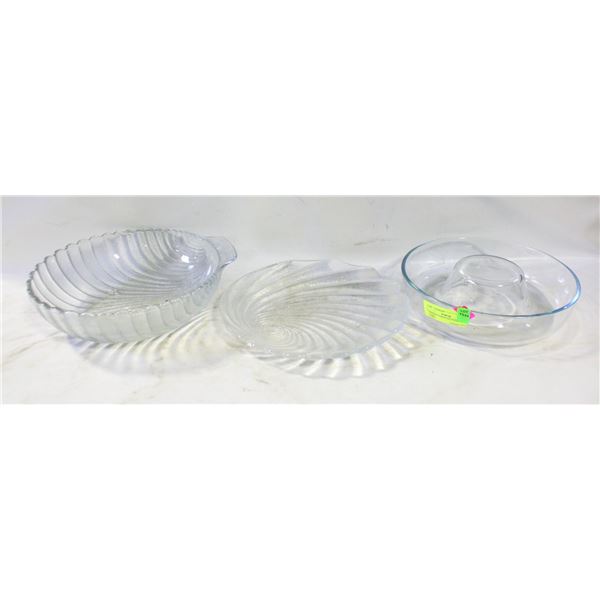 VINTAGE PYREX USA CLEAR GLASS ITEMS