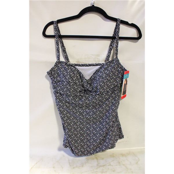 BRAND NEW CHRISTINA WOMENS MED SWIMSUIT TOP