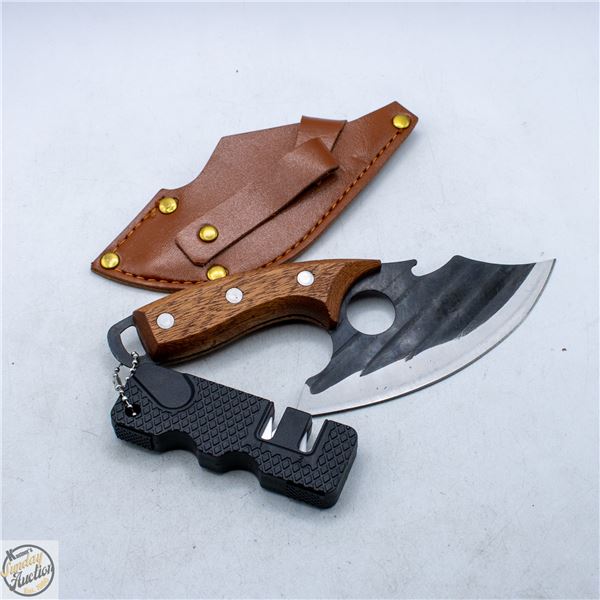 NEW SKINNING KNIFE WITH SHARPENER