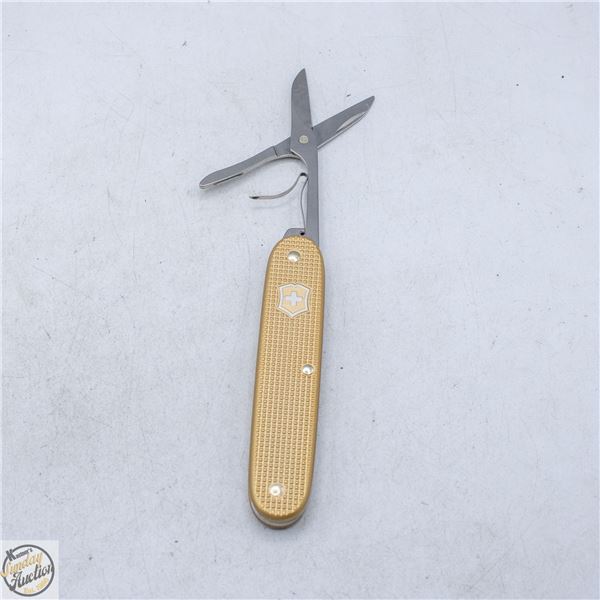 VICTORINOX SWISS ARMY KNIVES SCISSORS, UNUSED