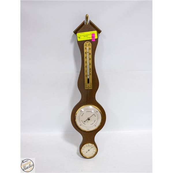 VINTAGE WOODEN WALL WEATHER STATION