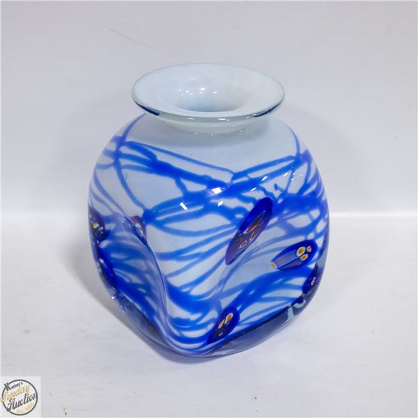 VINTAGE ART GLASS VASE OPALESCENT