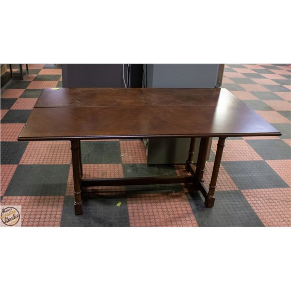 ENTRYWAY TABLE WITH POP UP SIDE 5' X 17" X 30"
