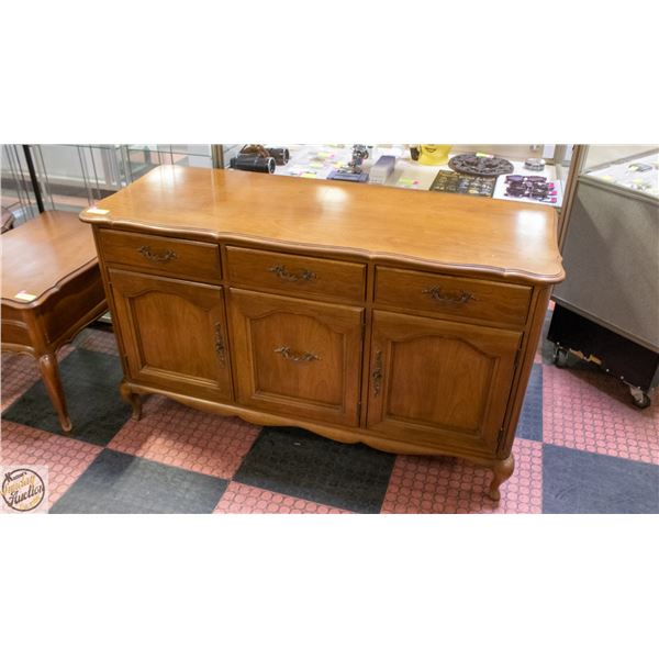 VINTAGE GIBBARD SIDEBOARD BUFFET 3 DRAWERS 3