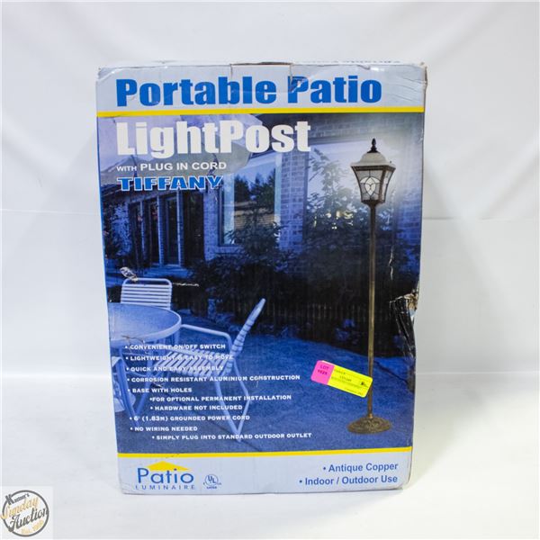 NEW IN BOX PATIO LIGHTPOST