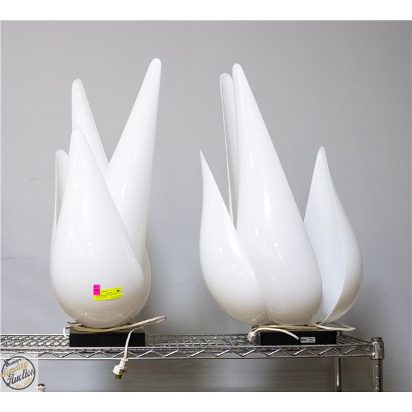 PAIR OF WHITE LIGHT FLAME SHAPED LAMPS
