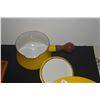 Image 3 : DANSK KOBEN STYLE YELLOW ENAMEL BUTTER WARMER & DUTCH OVEN (2 PCS)