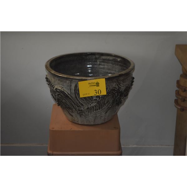 LARGE OFF WHITE GLAZED CERAMIC PLANTER W/FLARED RIM; SIGNED