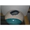 Image 2 : BARREL SHAPED RAKU POTTERY VASE W/WHITE CRACKLE GLAZE FINISH & TURQUOISE ACCENT