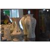 Image 3 : COLLECTION BELLEEK VASES, PITCHERS & CAT FIGURE (5 PCS)