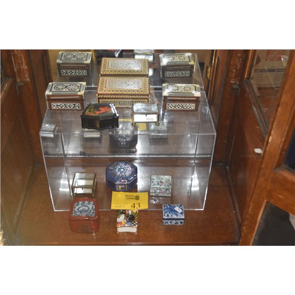 COLLECTION OF ASSORTED BOXES (11 PCS)