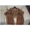 Image 2 : MINK SHAWLS (2 PCS)