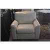 Image 4 : AMERICAN LEATHER SWIVEL ARM CHAIR (CREAM COLOR)