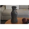Image 3 : CERAMIC VASE W/FAUX FLOWERS