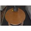 Image 4 : VINTAGE OVAL COFFEE TABLE