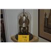 Image 1 : VINTAGE SCHATZ 400 DAY ANNIVERSARY CLOCK W/GLASS DOME
