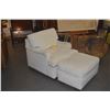 Image 2 : DREXEL HERITAGE UPHOLSTERED ARM CHAIR W/OTTOMAN