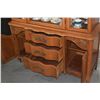 Image 4 : VINTAGE FRENCH PROVINCIAL STYLE WOOD CHINA CABINET/HUTCH