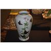 Image 6 : FRANKLIN PORCELAIN VASES: THE ALPINE BUTTERFLY VASE & THE MEADOWLAND BUTTERFLY VASE (2 PCS)