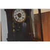 Image 4 : ANTIQUE WALL CLOCK