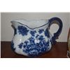Image 5 : MIXED LOT: BLUE & WHITE PITCHER, DELFT MUG & ITALIAN PLATE W/FRUIT MOTIF (3 PCS) (DOES NOT INCLUDE S