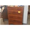 Image 2 : CUSHMAN COLONIAL CREATION 4 DRAWER DRESSER, CA. 1940'S