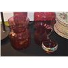 Image 4 : COLLECTION OF CRANBERRY GLASS VASES, PITCHER, TOOTHPICK HOLDER, BOTTLE, ETC. (7 PCS)
