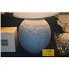 Image 2 : PAIR CERAMIC TABLE LAMPS W/SHADES (PAIR)