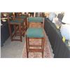 Image 3 : WOODEN COUNTER STOOLS W/GREEN UPHOLSTERY (4 PCS)
