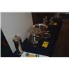Image 3 : MIXED LOT: DOROTHY THORPE GLASS BOWLS, FONDUE POT, PITCHER & TOWEL (5 PCS)