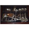 Image 2 : COLLECTION OF ASSORTED SERVING SPOONS, FORKS, LADLE, PIE SERVER, KNIVES, FLATWARE, CHEESE KNIVES, ET