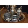 Image 2 : MIXED BAR LOT: SHAKERS, ICE BUCKETS, WINE COASTERS, WINE AERATORS, CHILL & POUR, "CHEER'S" PLATES, E