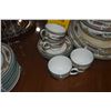 Image 8 : WEDGWOOD FINE BONE CHINA, COLUMBIA W595 PATTERN (COLUMBIA WHITE/CENTER MEDALLION, GREEN TRIM) (91 PC