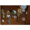 Image 5 : COLLECTION OF ASSORTED RABBIT FIGURINES (PORCELAIN, STONE, WOOD, METAL & CERAMIC) (31 PCS)