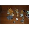 Image 6 : COLLECTION OF ASSORTED RABBIT FIGURINES (PORCELAIN, STONE, WOOD, METAL & CERAMIC) (31 PCS)