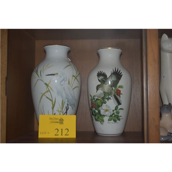 FRANKLIN PORCELAIN MARSHLAND BIRD VASE & MOCKING BIRD VASE (2 PCS)