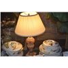 Image 2 : ALABASTER TABLE LAMP W/SHADE