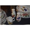 Image 15 : ROYAL WORCESTER "EVESHAM GOLD" CASSEROLE DISHES, SERVING PLATTERS, BOWLS, CREAMERS, SALT & PEPPER SH