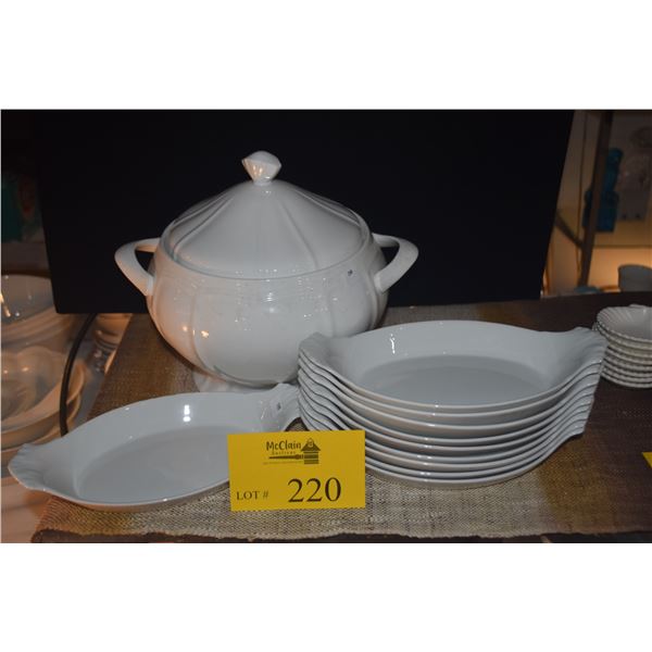 MIKASA SOUP TUREEN & FRENCH APILCO CASSEROLE DISHES (11 PCS)