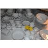 Image 4 : COLLECTION OF VINTAGE GERMAN PORCELAIN, MOST MARKED ARZBERG 223, CUPS, SAUCERS, BOWLS, PLATES, TEAPO