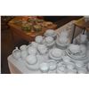 Image 6 : COLLECTION OF VINTAGE GERMAN PORCELAIN, MOST MARKED ARZBERG 223, CUPS, SAUCERS, BOWLS, PLATES, TEAPO