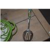 Image 5 : TEMP-TATIONS CASSEROLE DISHES W/WIRE RACK HOLDERS, SERVING SPOON, DRAGONFLY & FLORAL MOTIF (3 PCS)